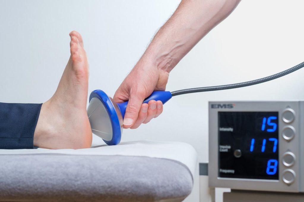 Shock wave therapy heel